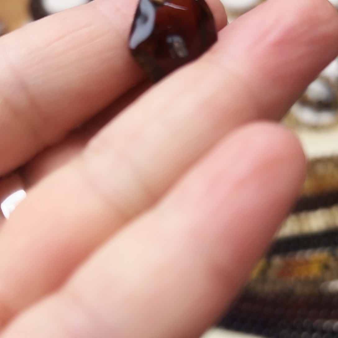 琥珀未镶嵌裸石大