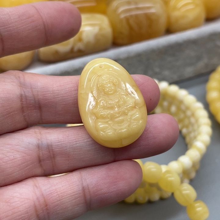 琥珀未镶嵌裸石蜜蜡