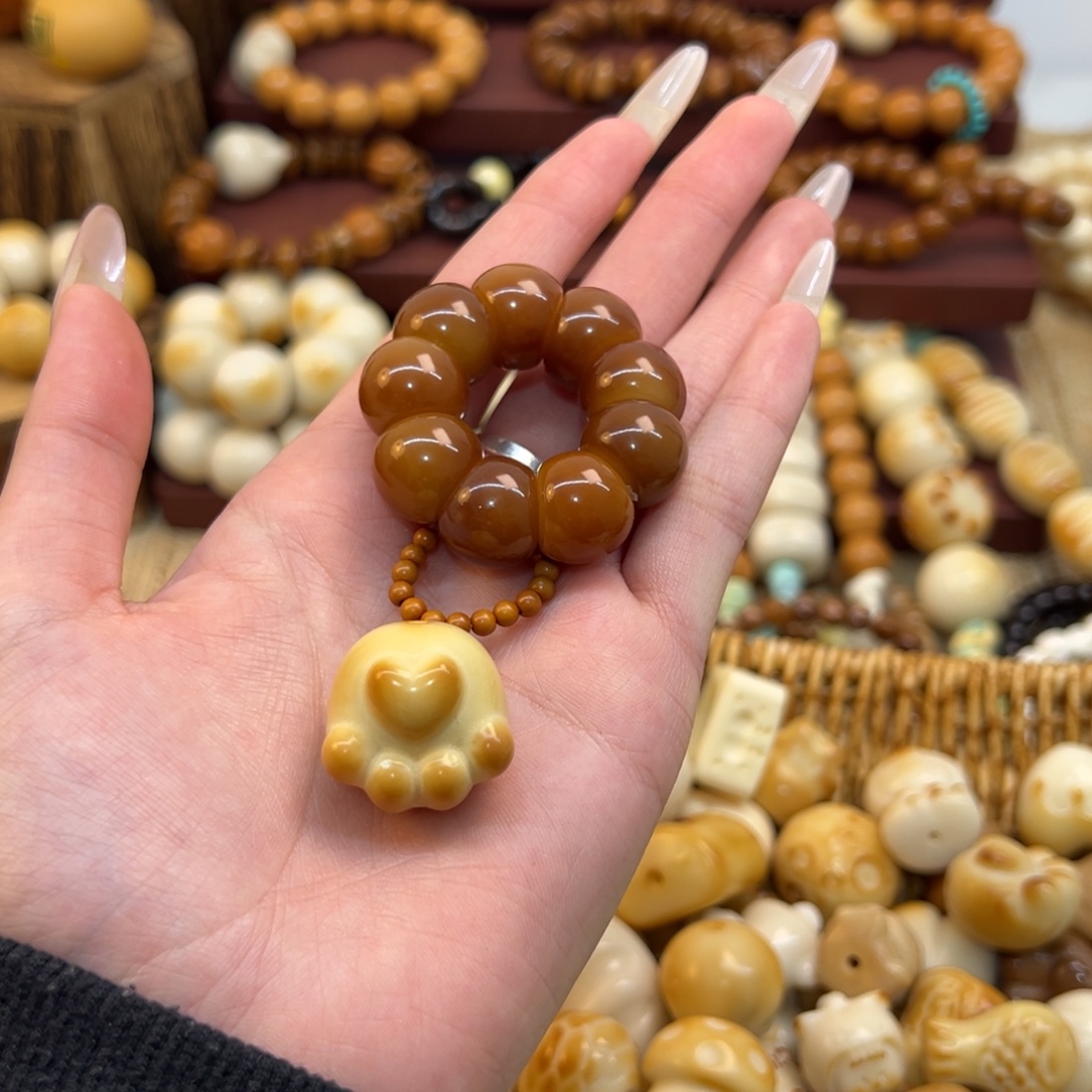 九****菩提根/象牙果吊坠搭配猫爪