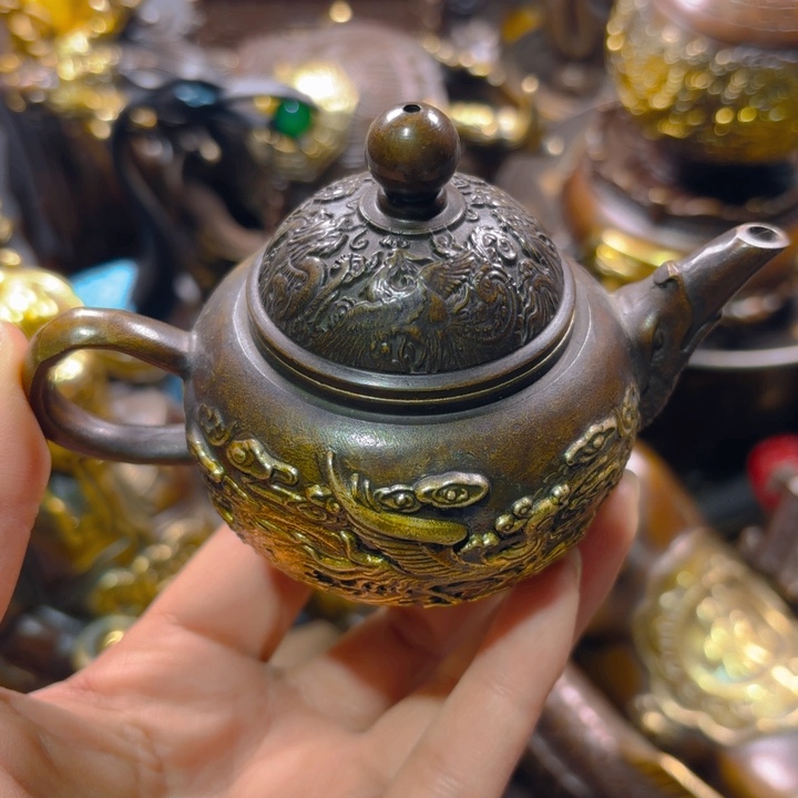 铜器摆件收收藏藏