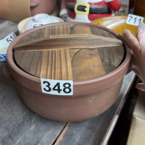 泥塑砂锅一只微瑕品