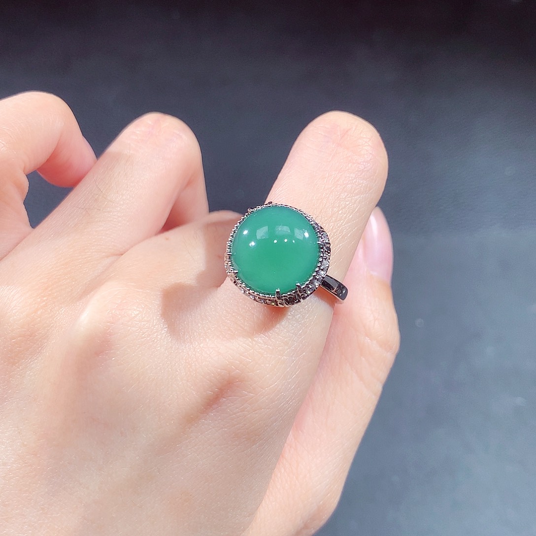 未镶嵌戒指翡翠翡翠