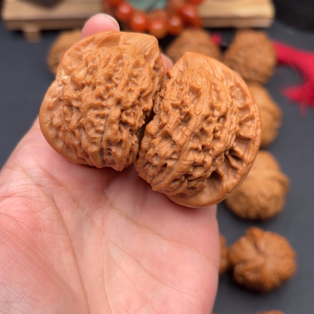 文玩核桃把件官帽半壁