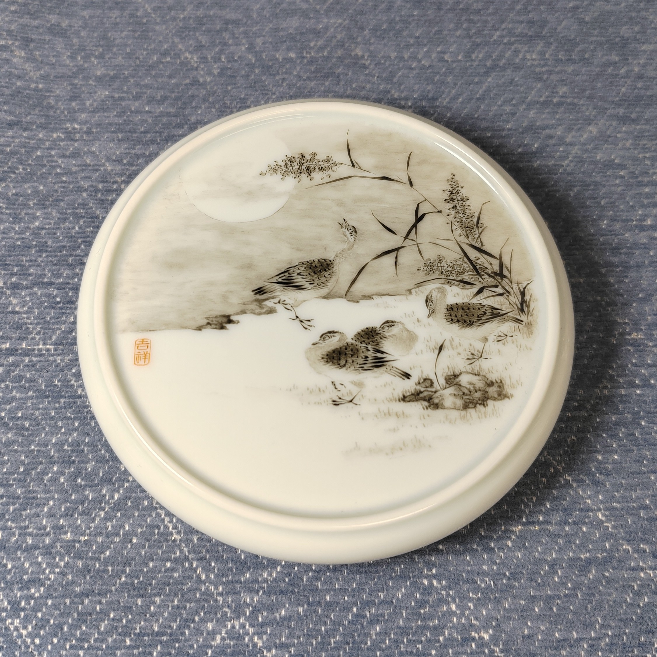 手绘墨彩陶瓷盖置 景德镇手工茶道配件 文人茶器 夜色湖畔 