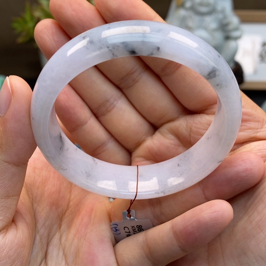 翡翠手镯未镶嵌天然