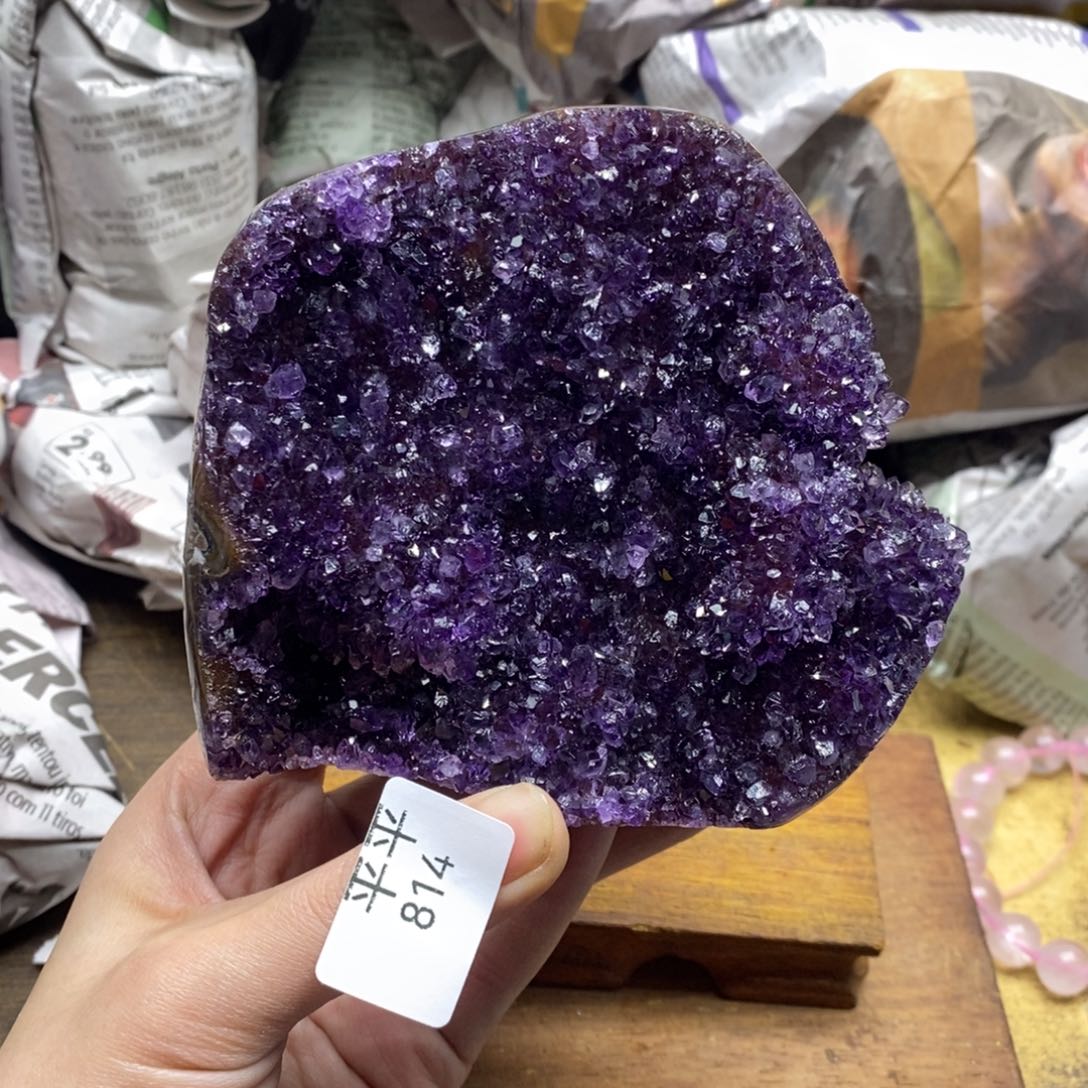 紫晶乌拉圭未镶嵌
