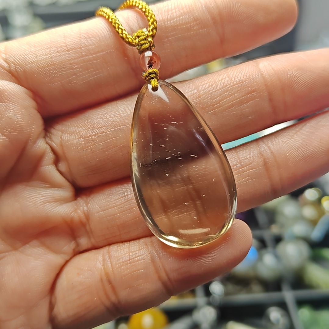 颈饰未镶嵌水晶黄水晶吊坠