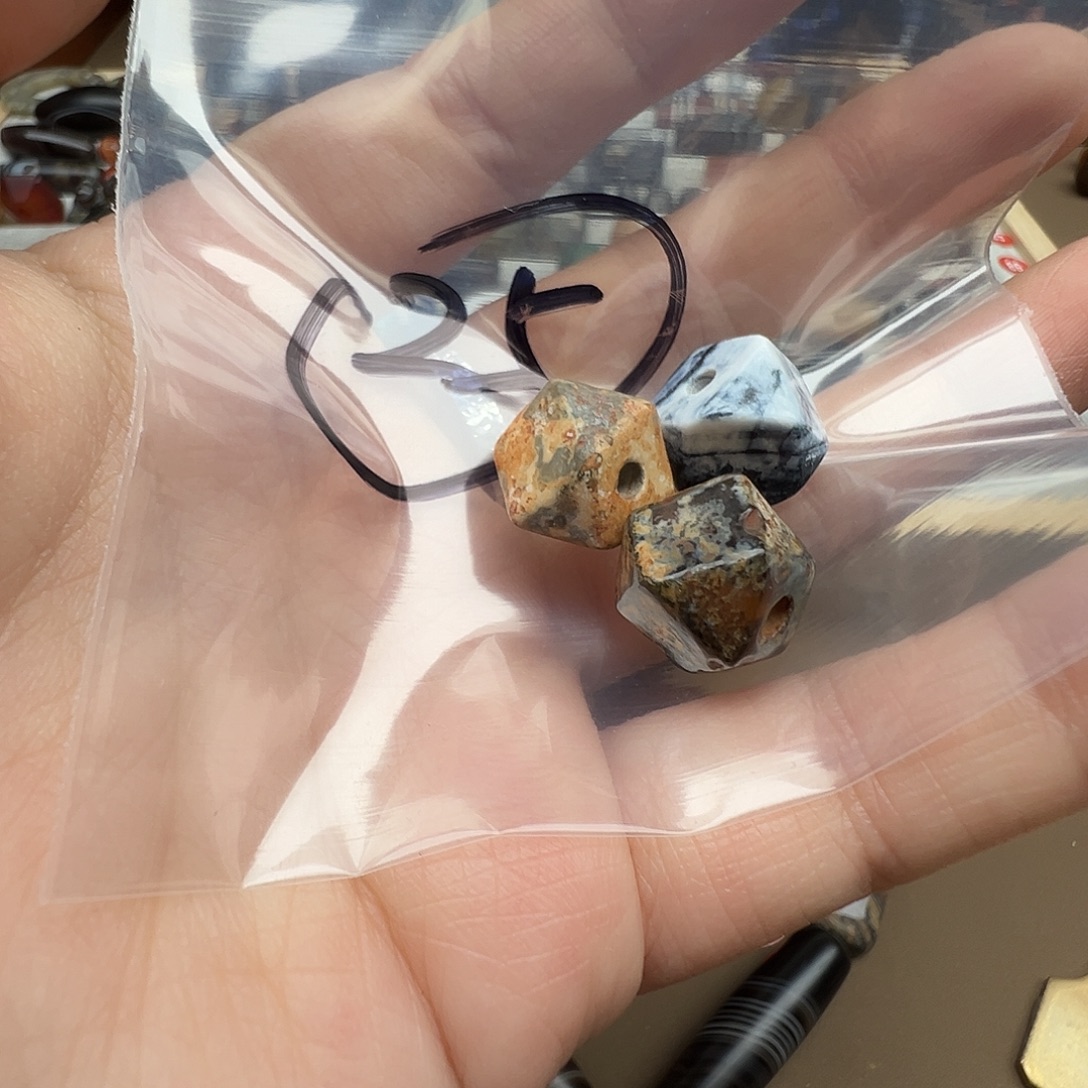 未镶嵌查罗石珠宝半成品