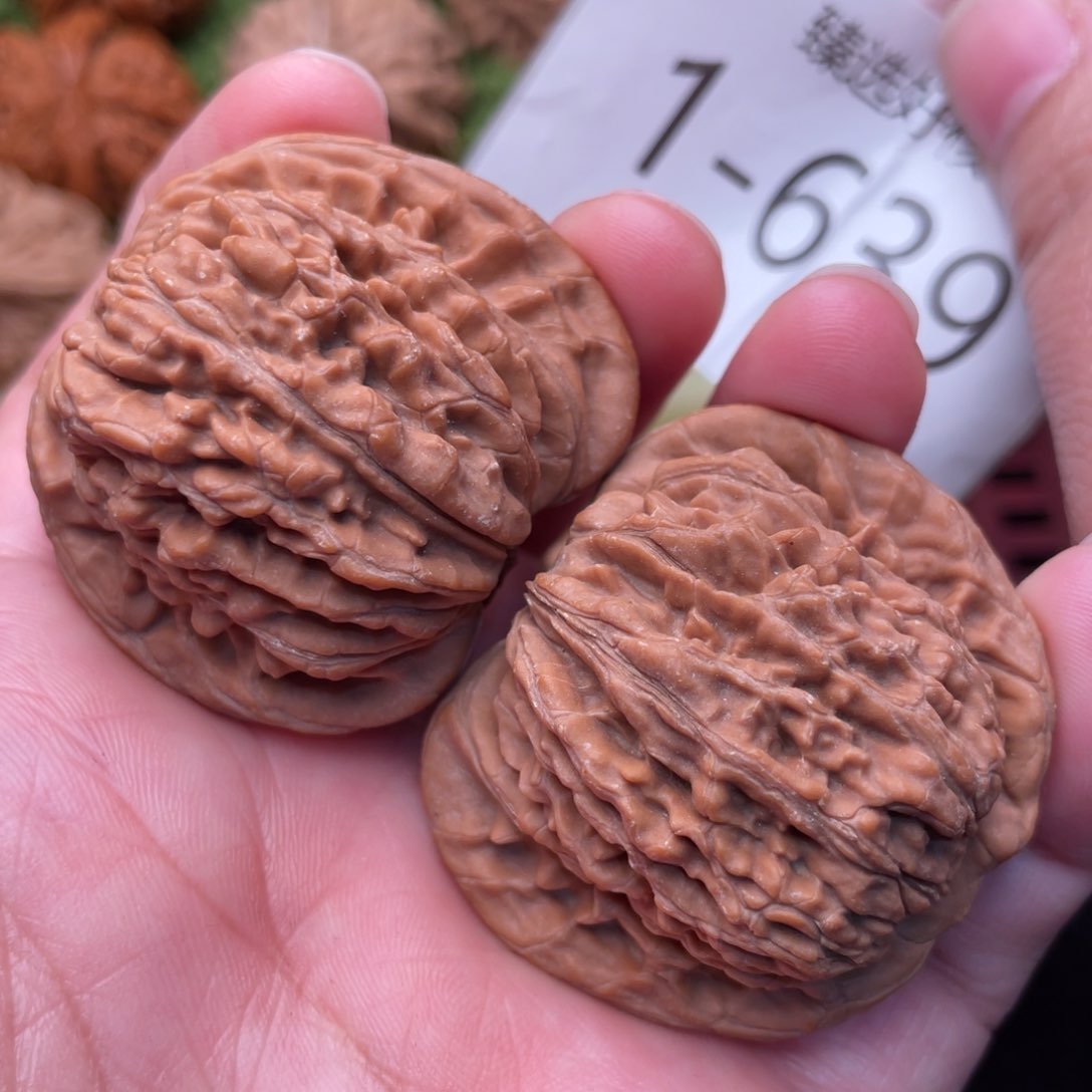 文玩核桃把件爆肉楼43