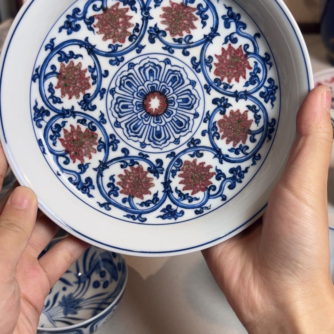 青花釉里红 泛绿 好看