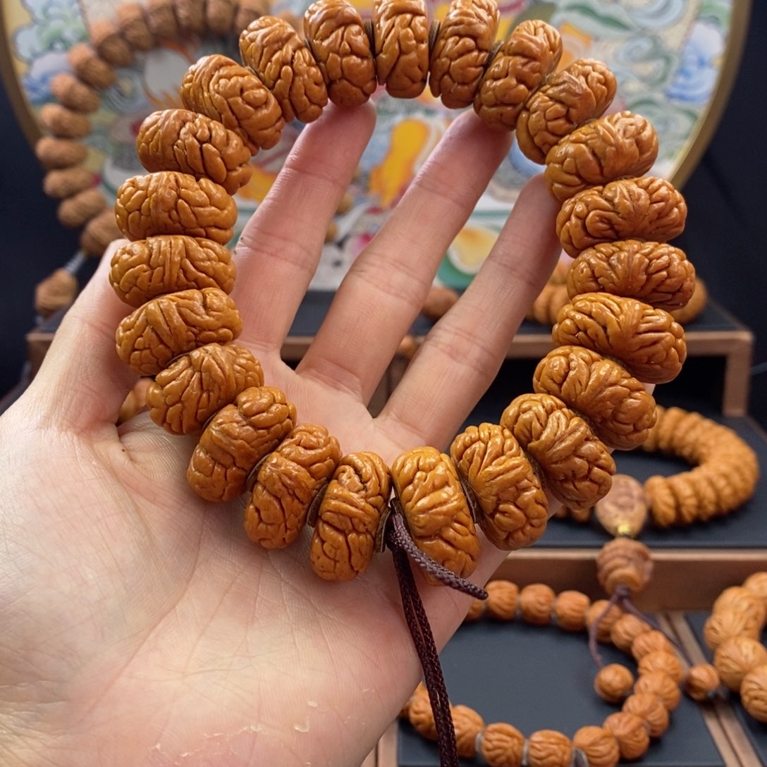 桃核手串龙纹桃核矮霸