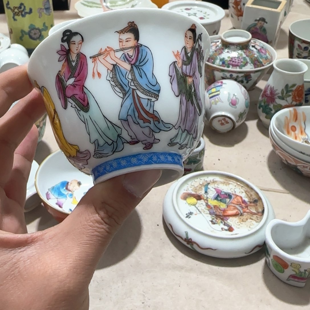 瓷片瓷器和陶瓷艺术的创作过程