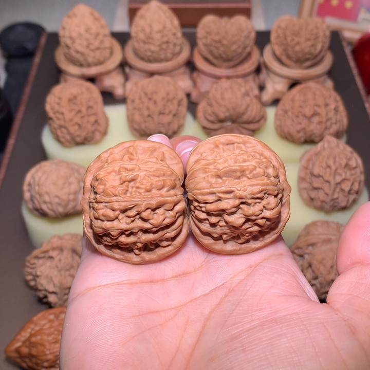 核桃文玩核桃把件汉高楼