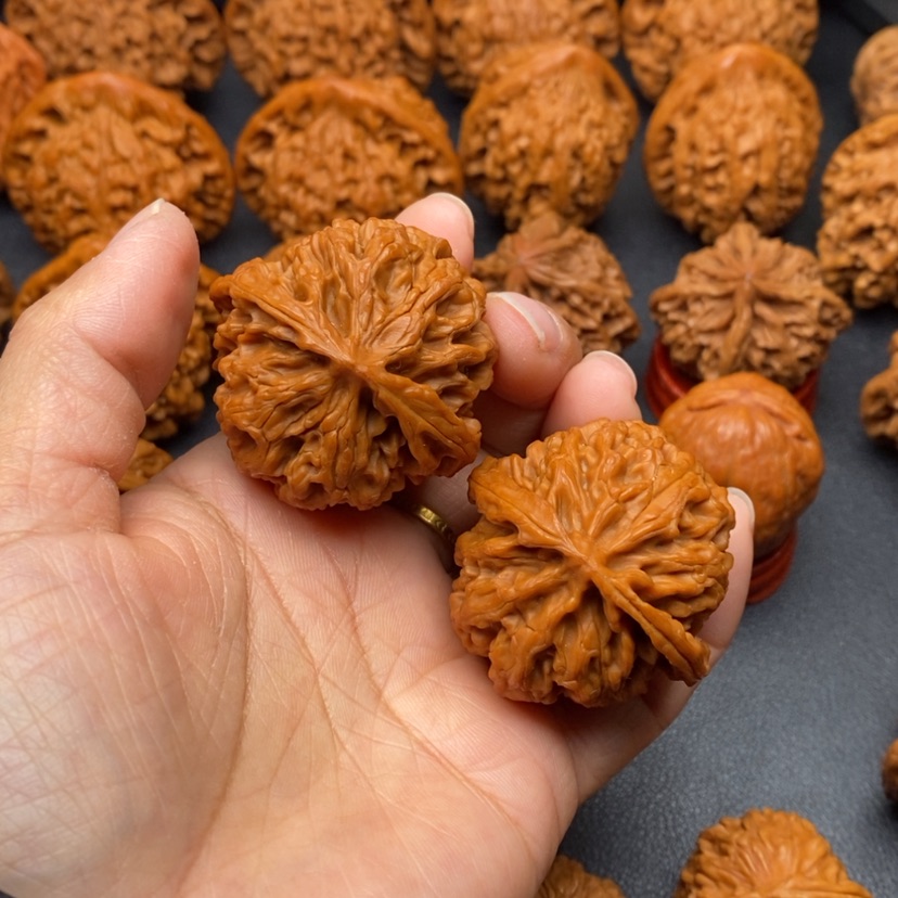 【闪购商品】文玩核桃把件41苹果园