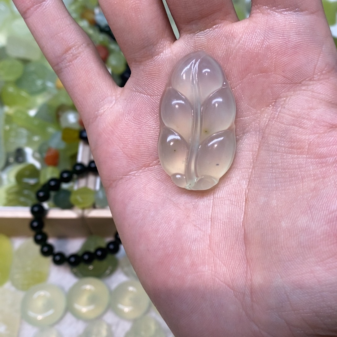 岫玉未镶嵌吊坠(不含链)