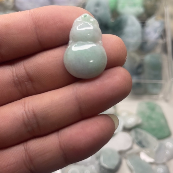 颈饰未镶嵌翡翠葫芦