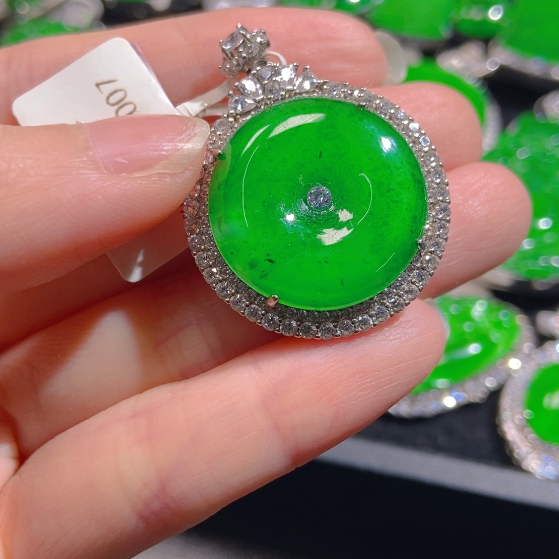 翡翠吊坠(不含链)银S925镶嵌