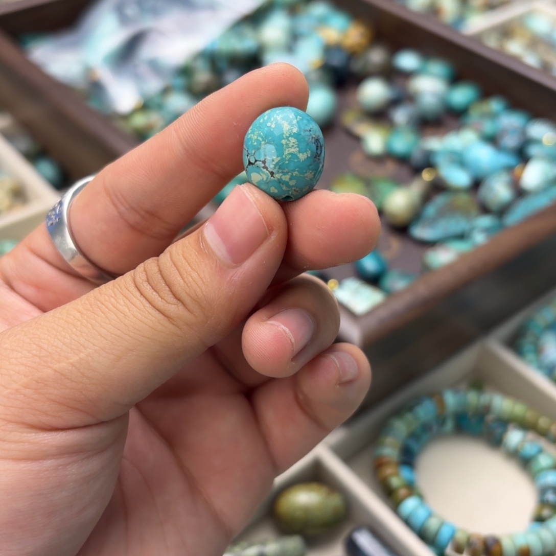 南红玛瑙未镶嵌绿松石