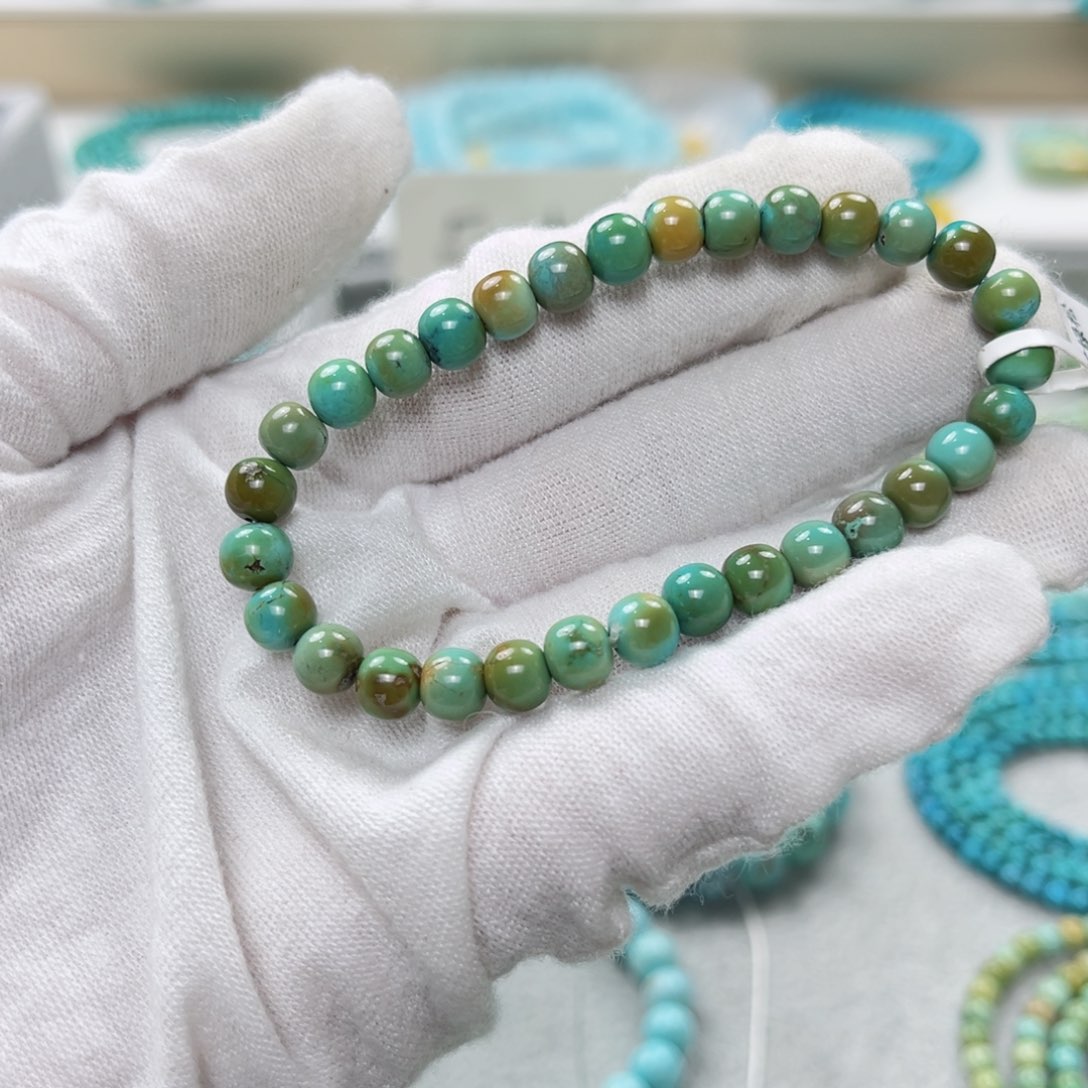 绿松石绿松石未镶嵌