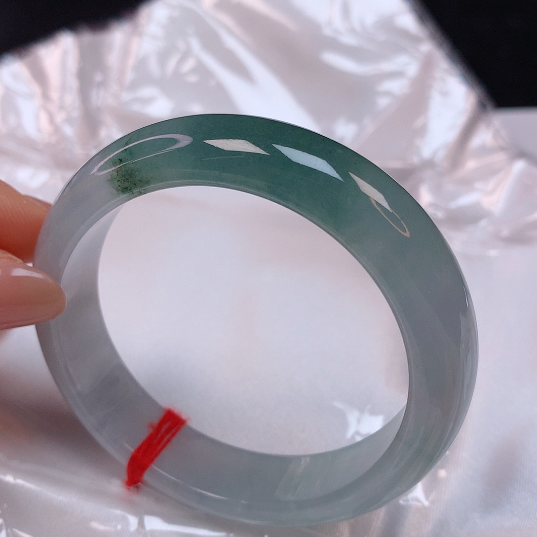 【闪购商品】翡翠手镯未镶嵌56贵妃手镯