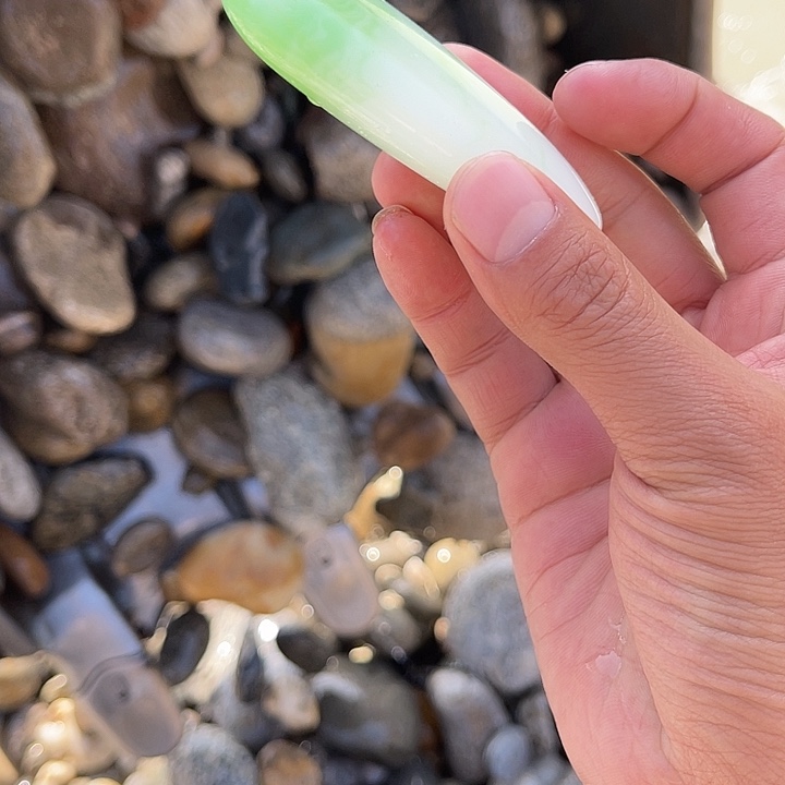 未镶嵌和田玉（糖玉）珠宝奇石