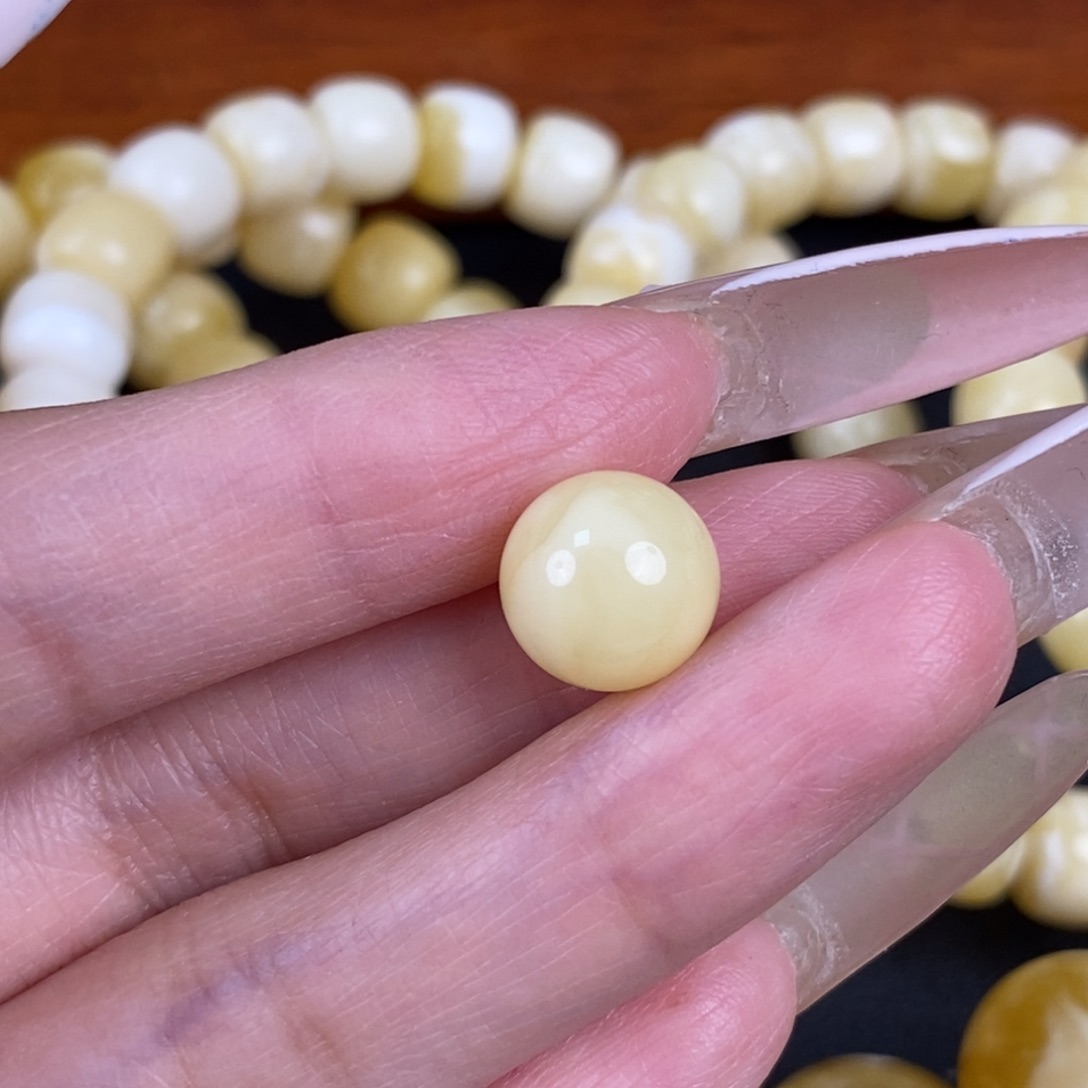 琥珀未镶嵌珠宝奇石216