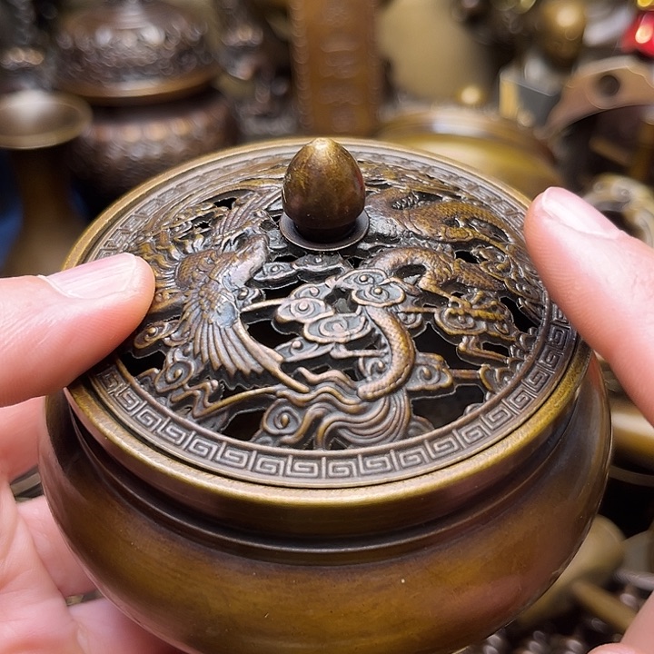 精美铜器批发档口