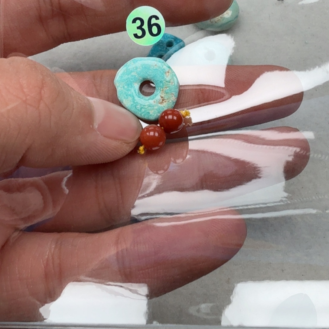 南红玛瑙未镶嵌珠宝奇石
