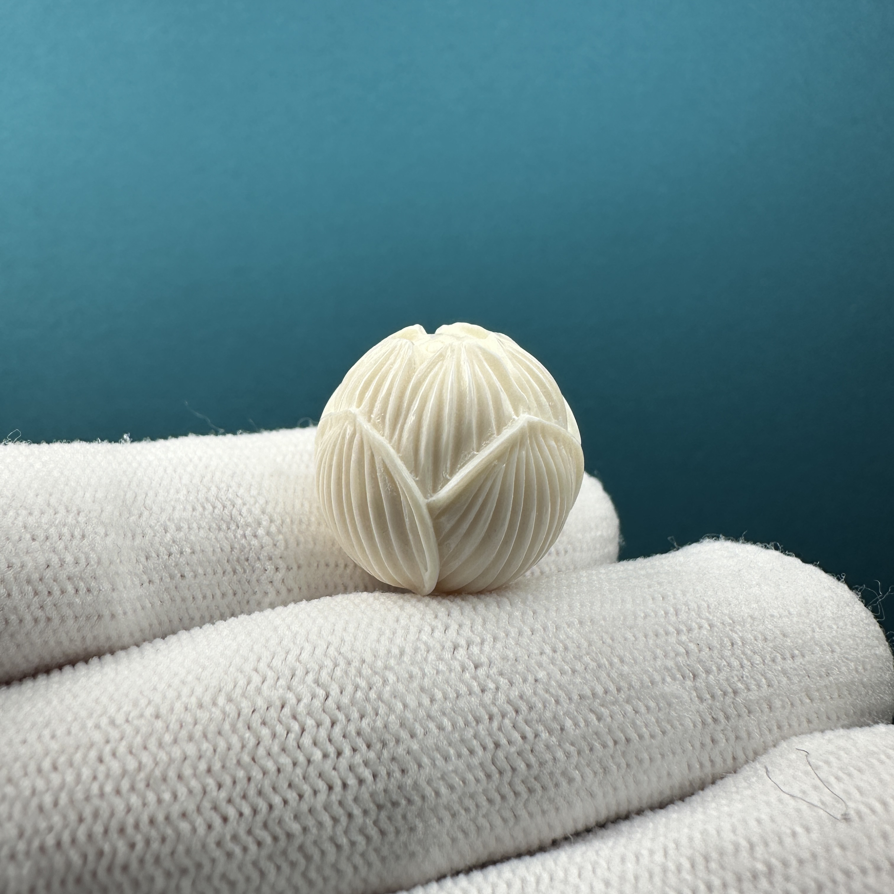 K1249天然猛犸 雕刻莲花珠19.2mm一物一图假一罚十