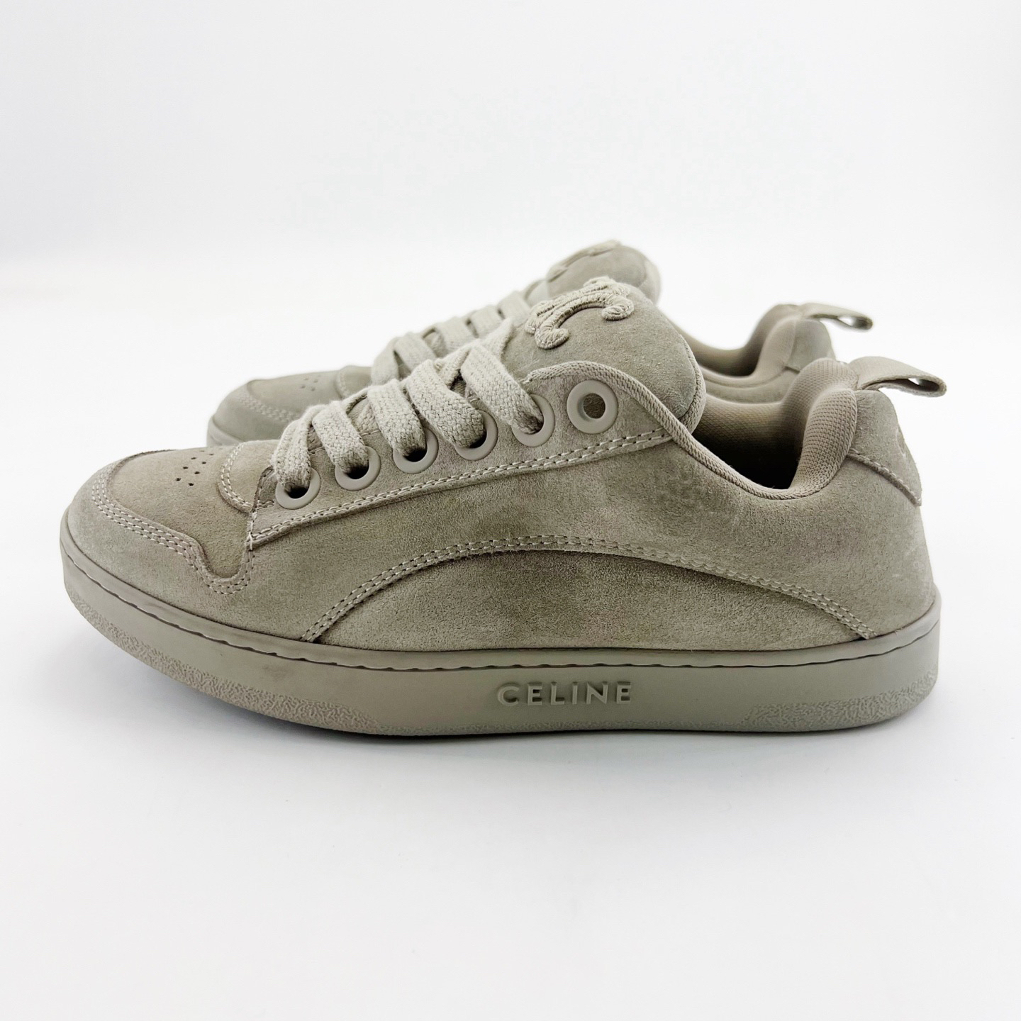 95新 Celine/思琳 36码/灰白色麂皮滑板系带面包鞋/15770485