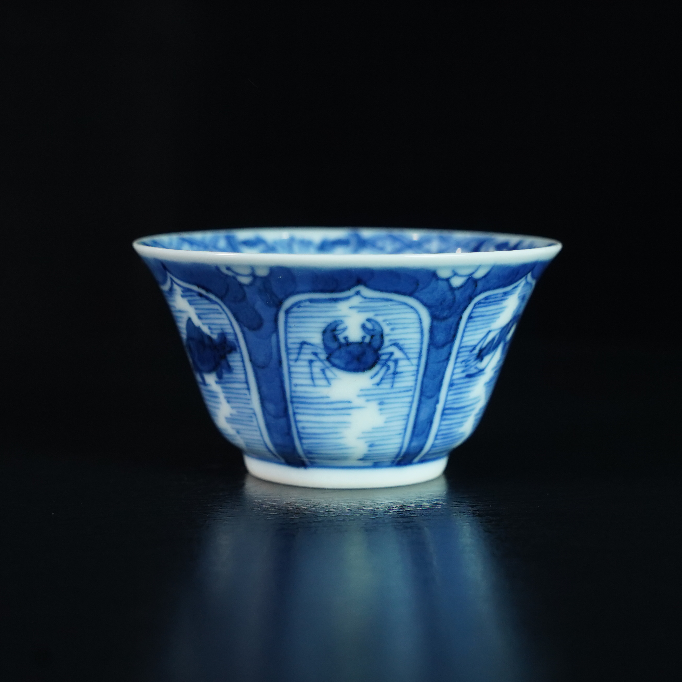 LXZ250111018【十竹斋】清康熙青花留白渔家乐单杯