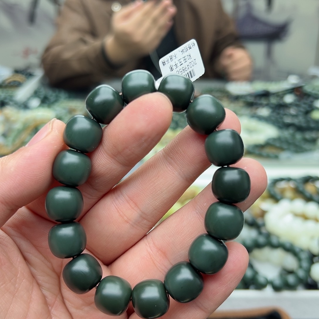 和田玉手链未镶嵌