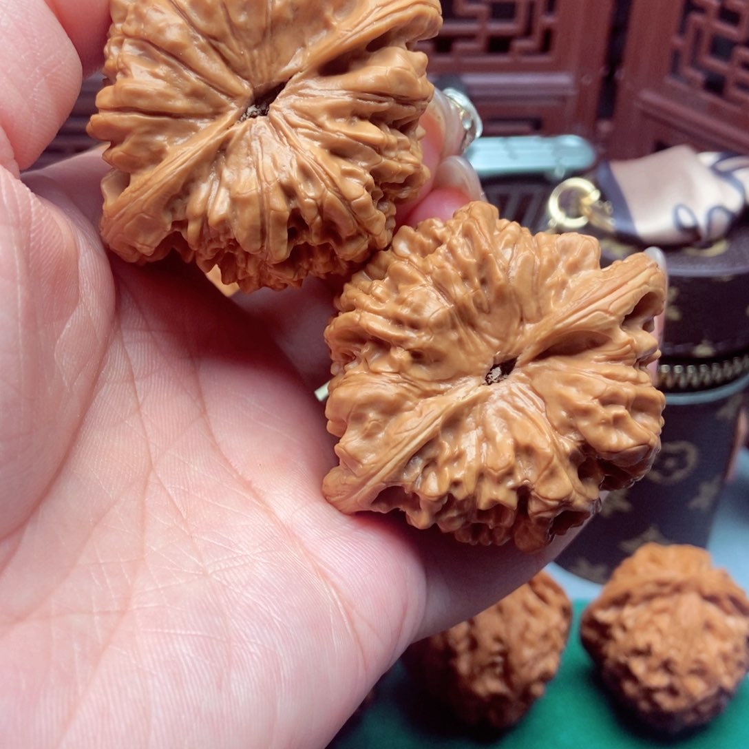 文玩核桃吊坠官帽53已打底