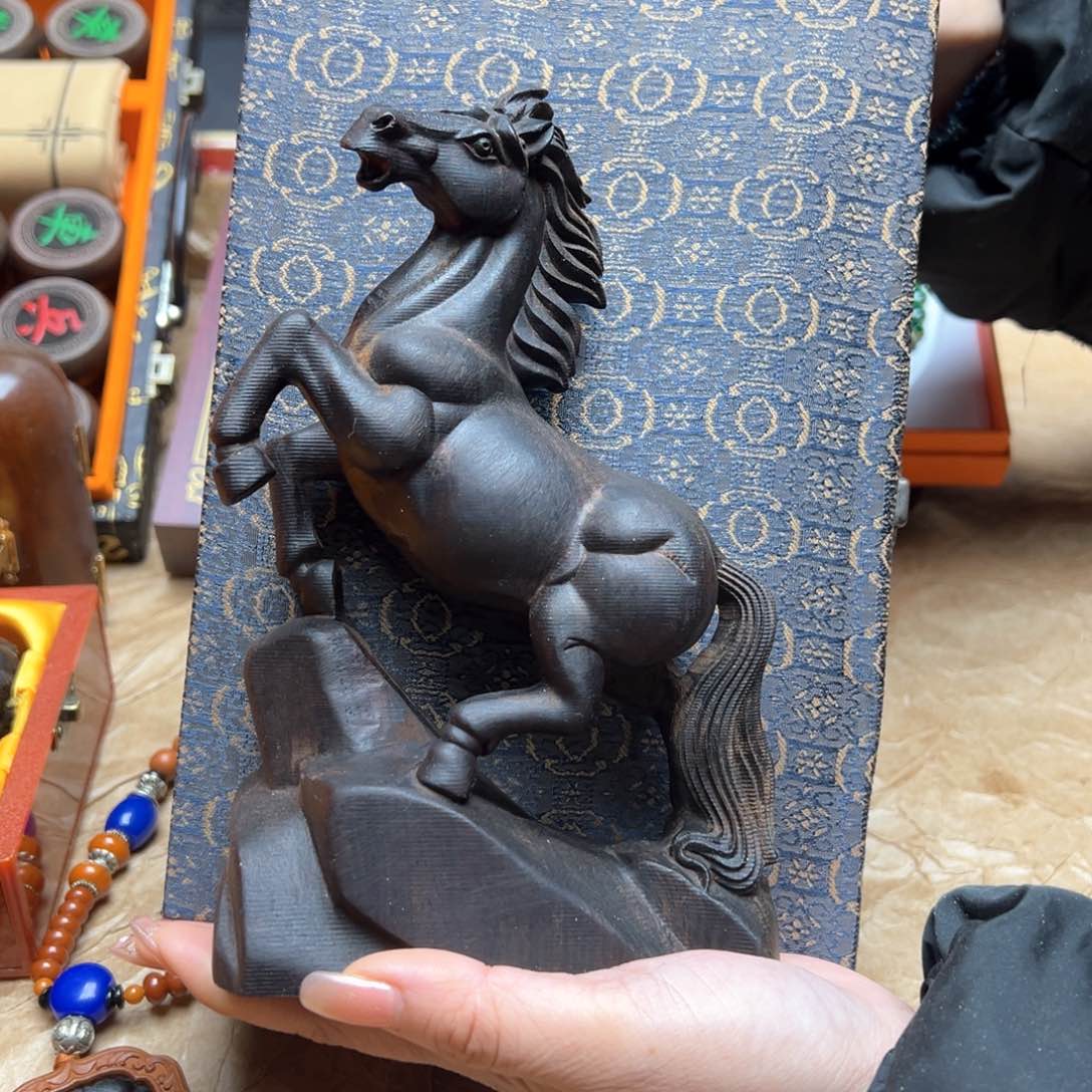 大叶紫檀（黑酸枝木类）