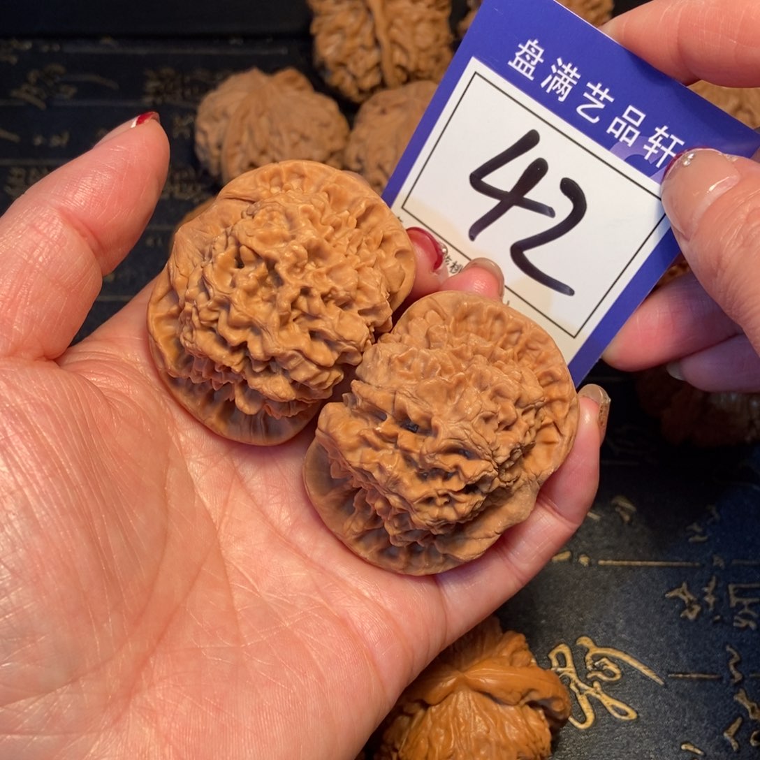 文玩核桃把件42蛤蟆官帽