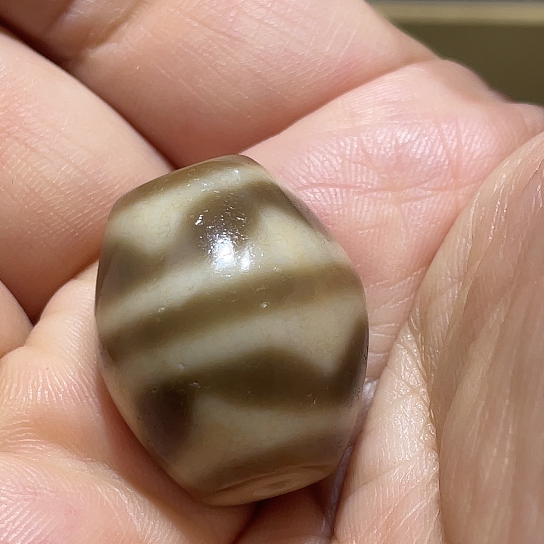 A***人未镶嵌颈饰玛瑙/玉髓