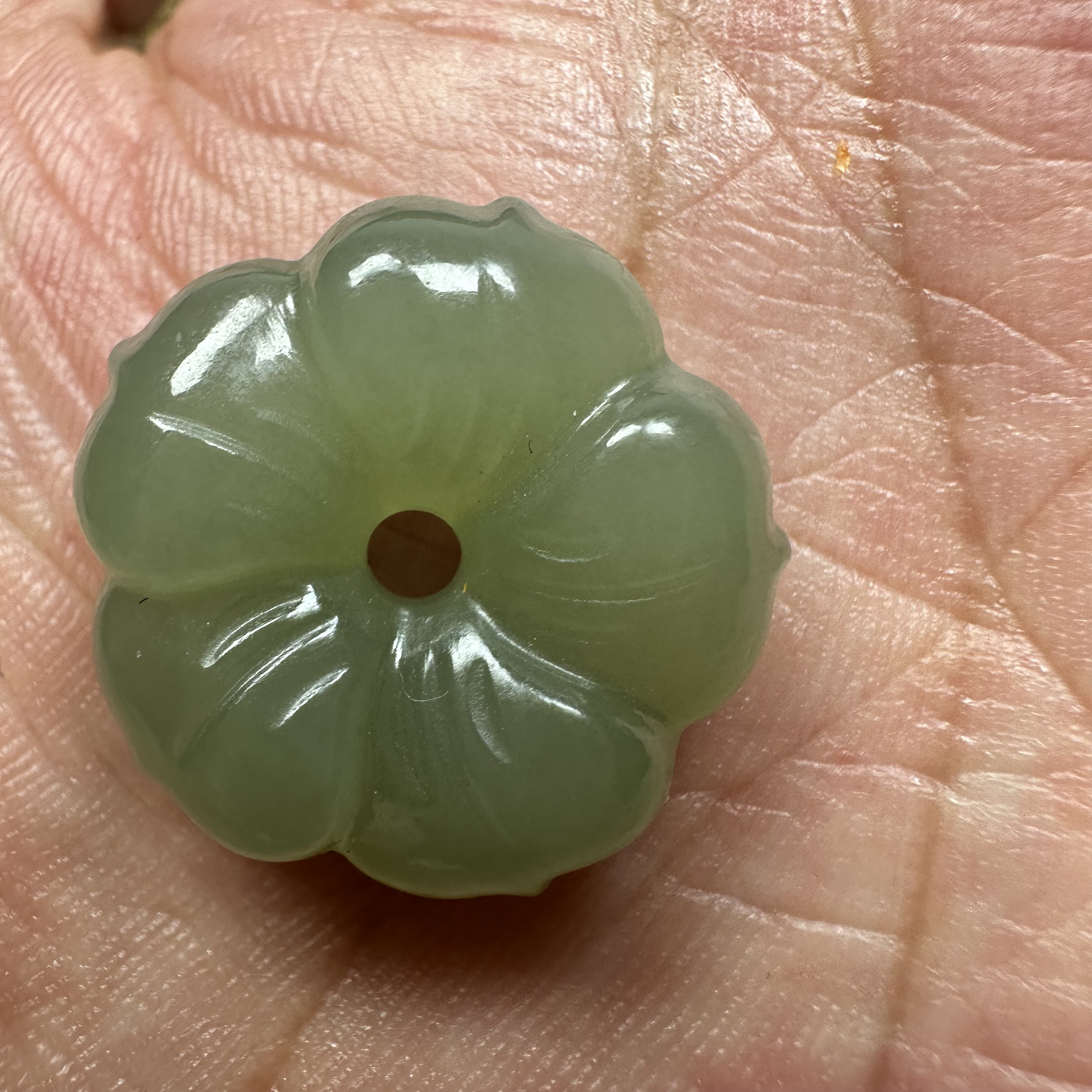 天然和田玉小梅花一物一拍