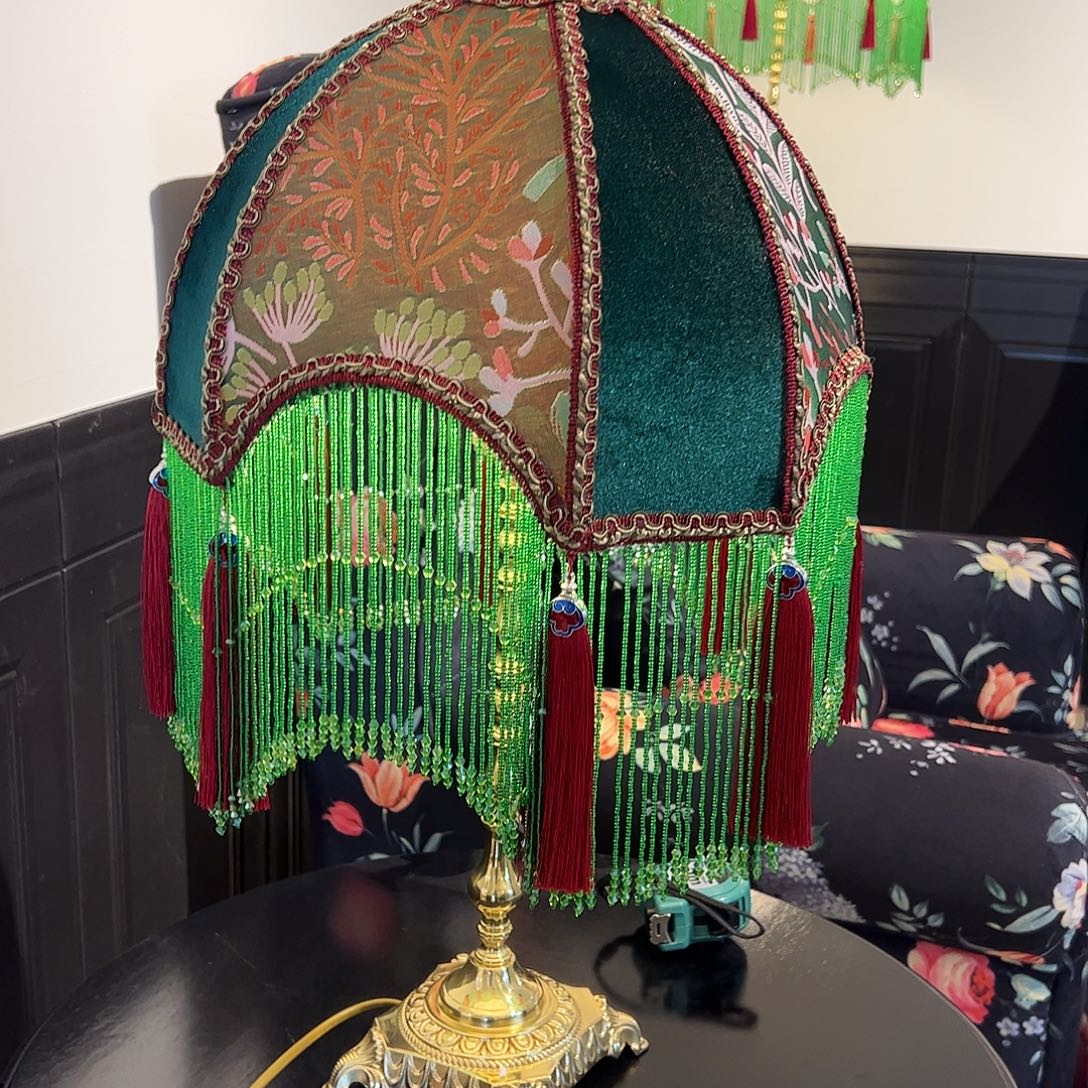 格桑梅朵台灯啊啊啊啊啊