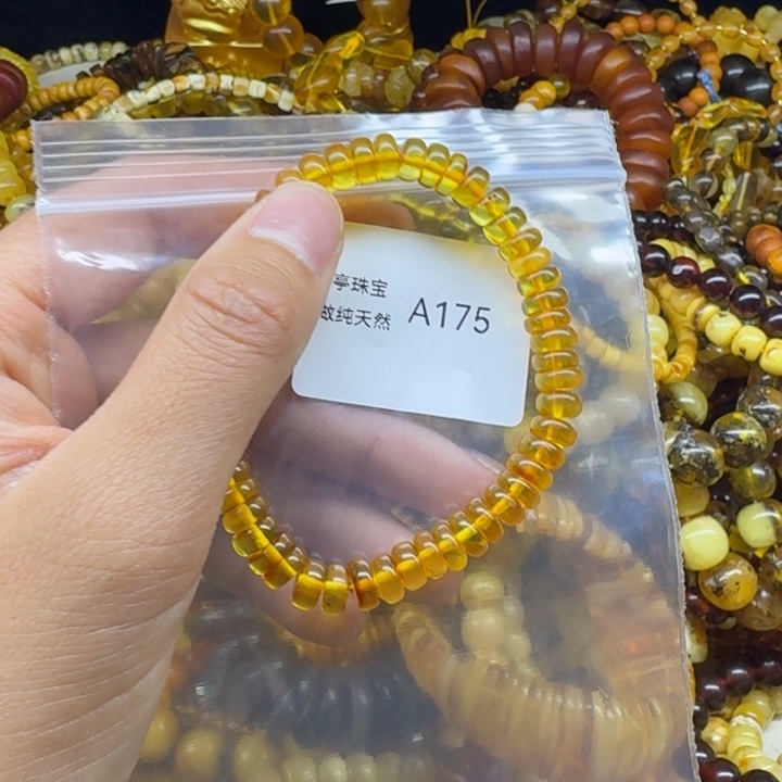 琥珀未镶嵌珠宝奇石