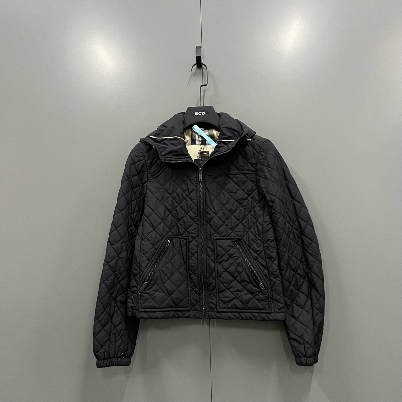 95新 BURBERRY/博柏利 zz45 黑色菱格压纹外套 38码/95新/206335