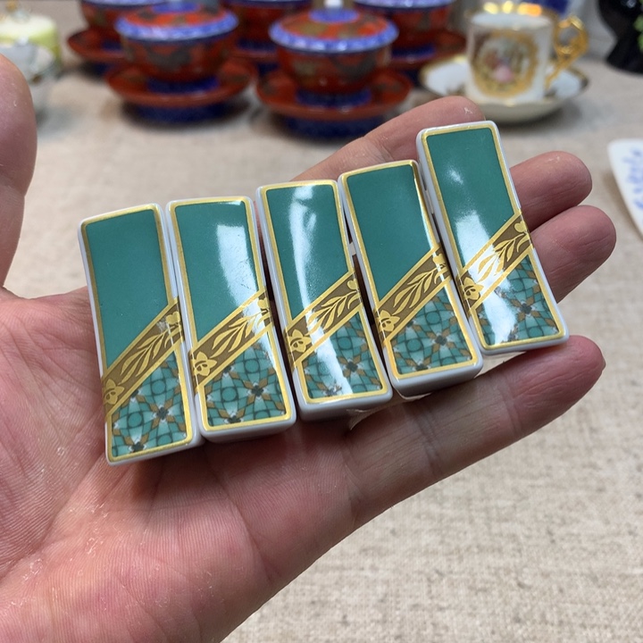 金瓷阁家的美丽瓷器