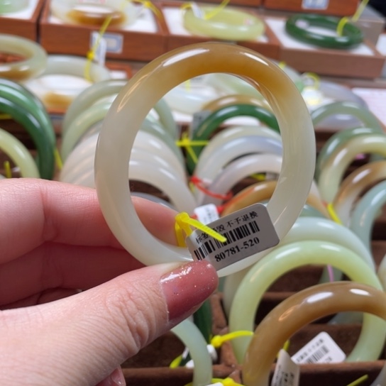 【闪购商品】和田玉手镯未镶嵌53.1