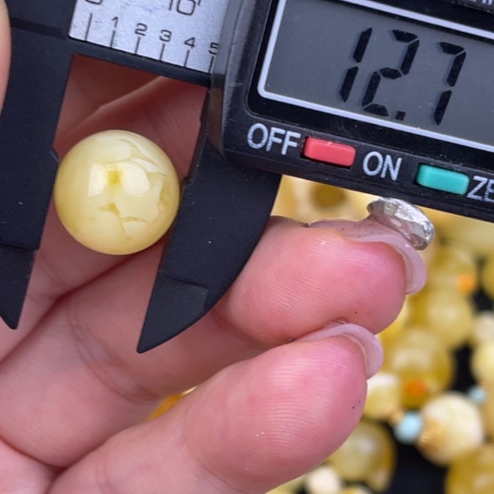 蜜蜡未镶嵌裸石226