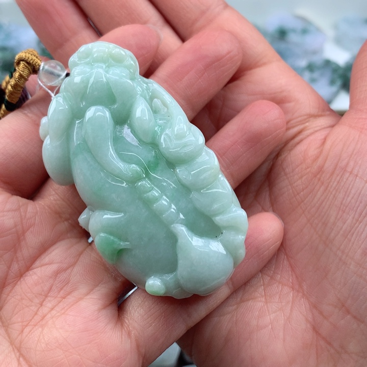 翡翠吊坠(不含链)未镶嵌