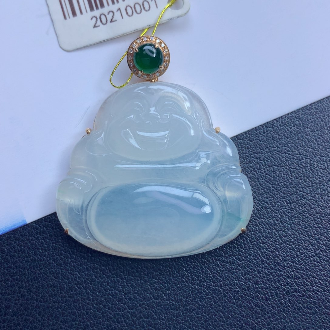 翡翠颈饰未镶嵌佛公