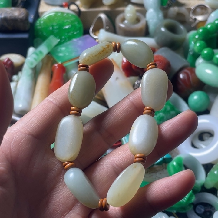 和田玉未镶嵌吊坠(不含链)