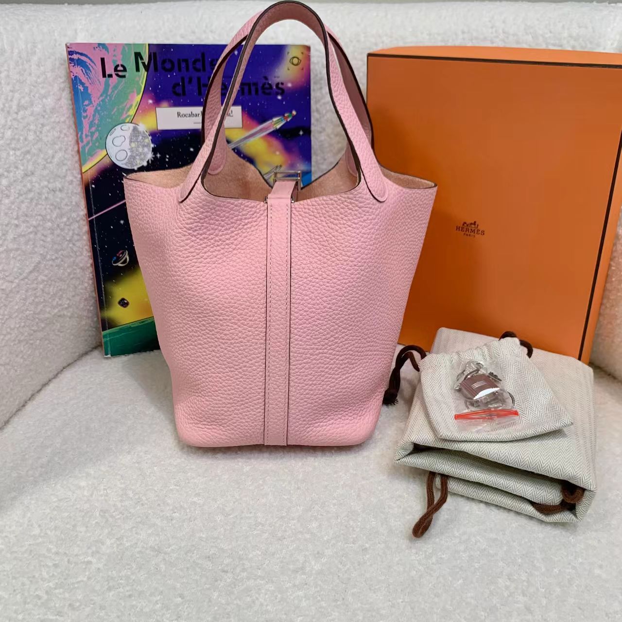 全新未使用 Hermes/爱马仕 壹臻/樱花粉银扣菜篮子18  34290583