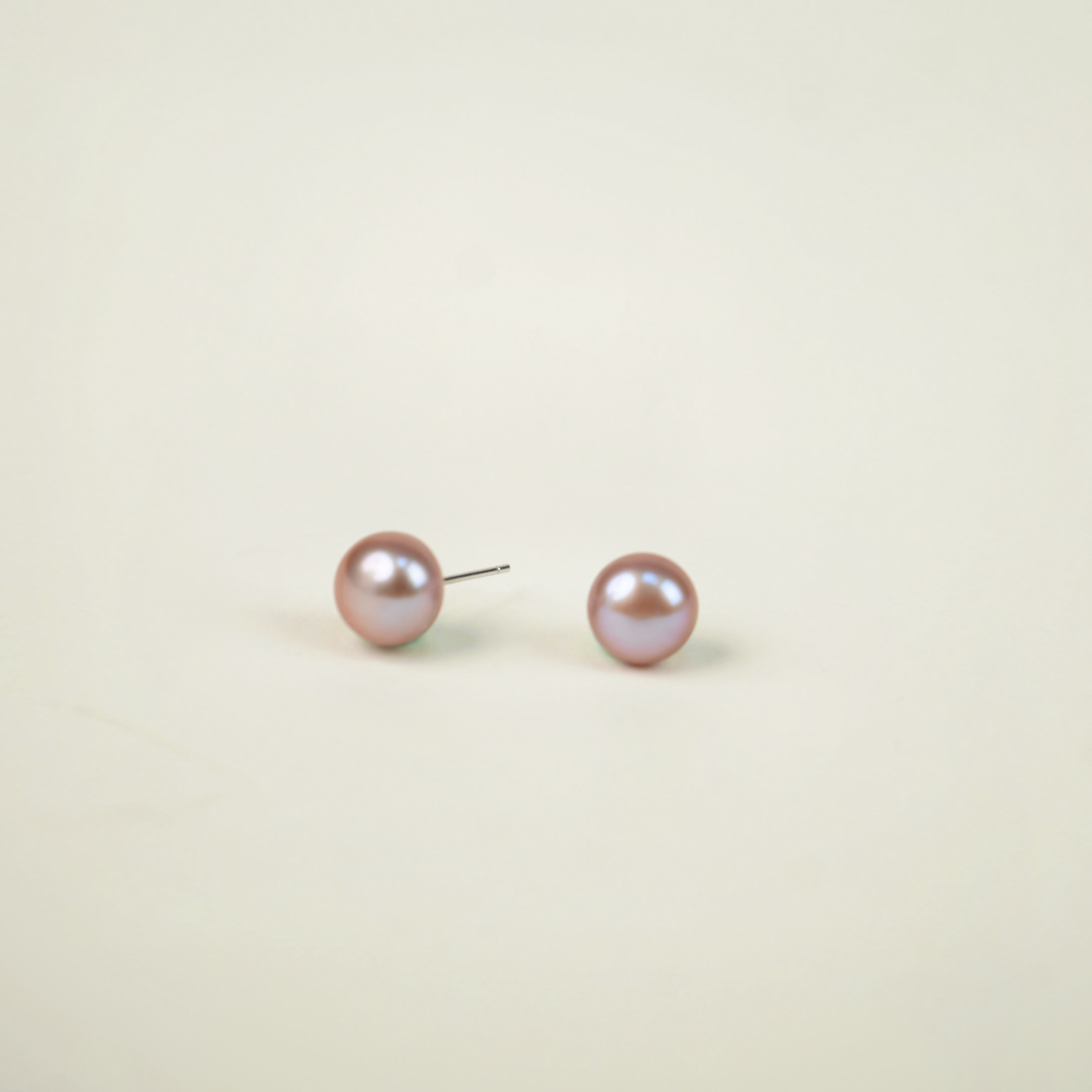 Gloire/古名【小鹿】925银天然淡水珍珠馒头耳钉8-9mm-Z0777