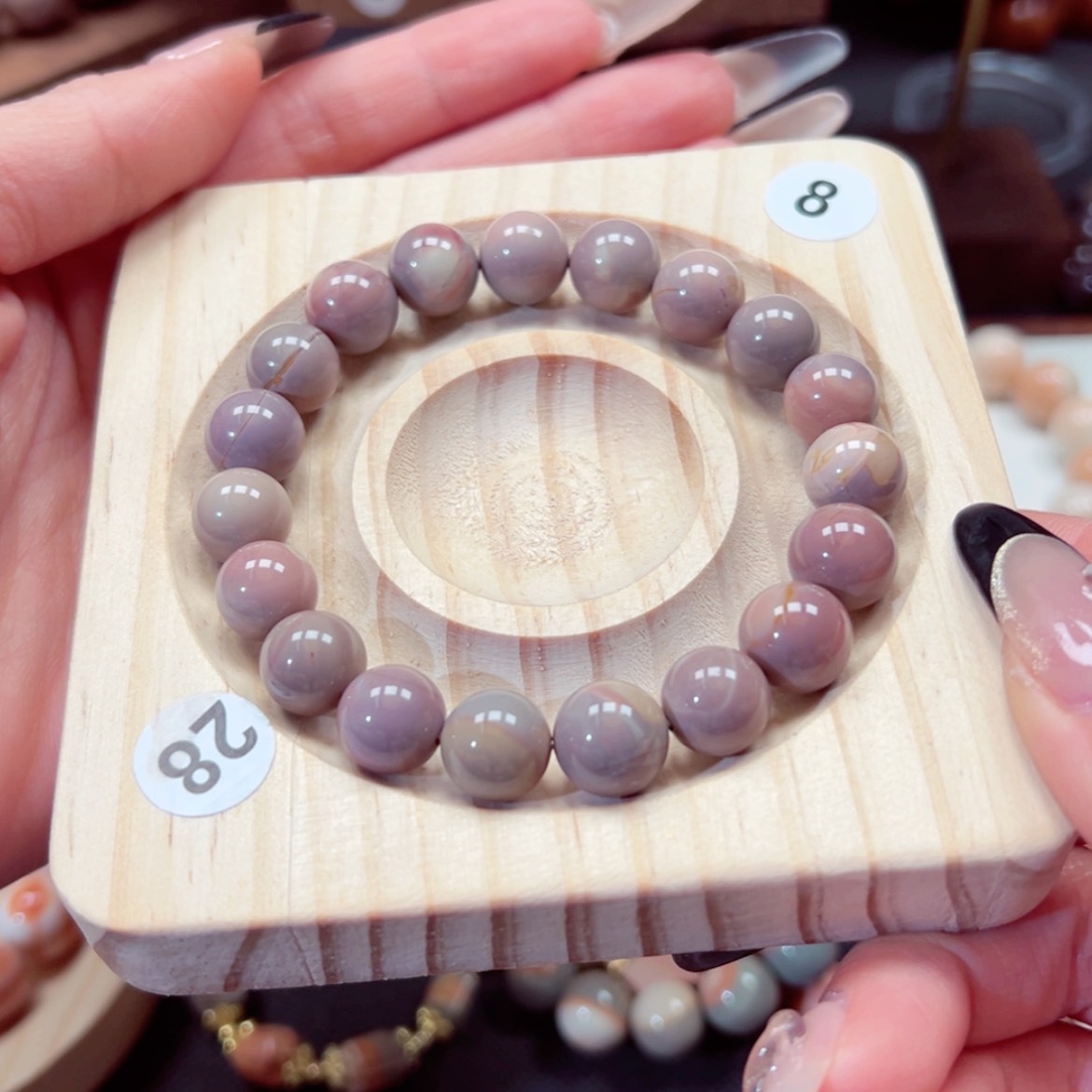 【闪购商品】石英质玉手链未镶嵌月**稀75