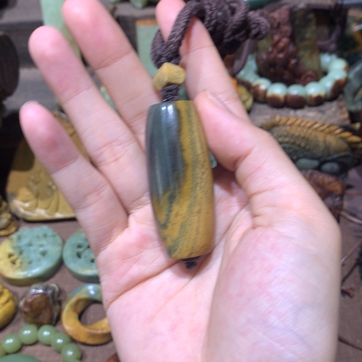 岫岩河磨玉（透闪石质玉）未镶嵌挂件